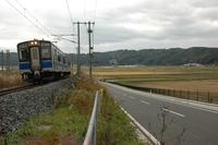 高橋地区から見た青い森鉄道線と田園風景