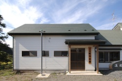 二又町内会館の外観