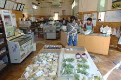 物産館店内