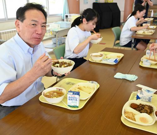 令和７年度がんばる丼試食会